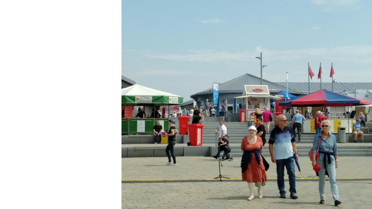 Haus Tertius - Strand- Und Hafennahe Ruhige Ferienwohnung Büsum Eksteriør billede